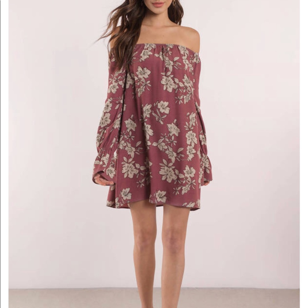 Tobi hang in there off the shoulder shift dress